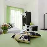 Flats Aparthotel