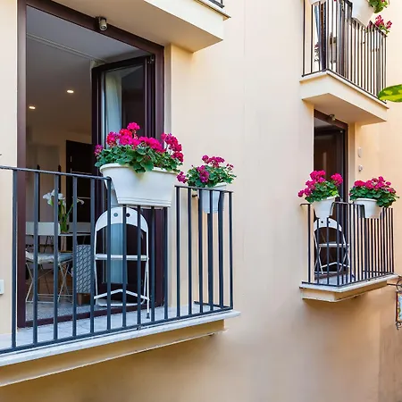 Aparthotel Flats 2*