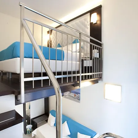 Flats Aparthotel 2*