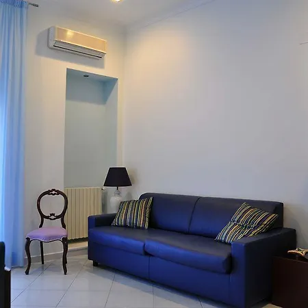 Aparthotel Flats 2*