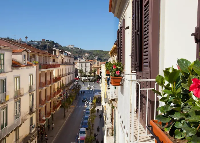 Flats מלון דירות