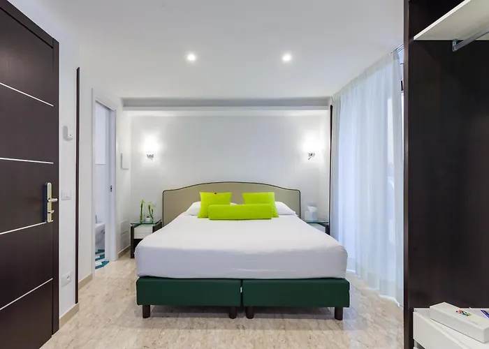 Hotel apartamentowy Flats