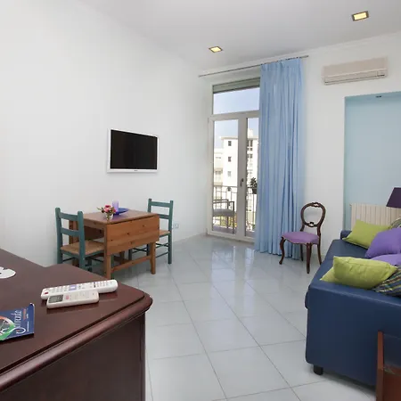 フラッツ ソレント