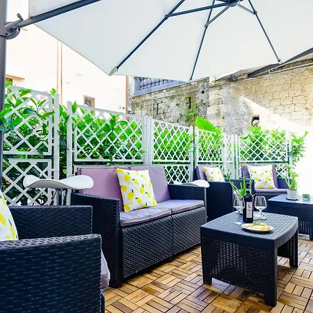 フラッツ アパートホテル ソレント