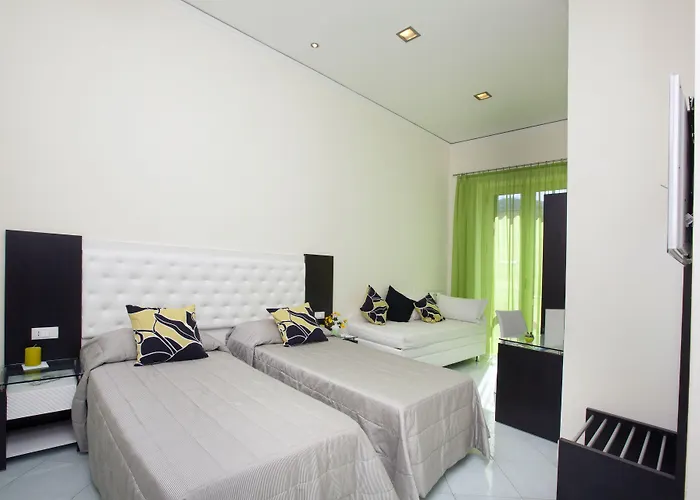 Flats Apartmanhotel