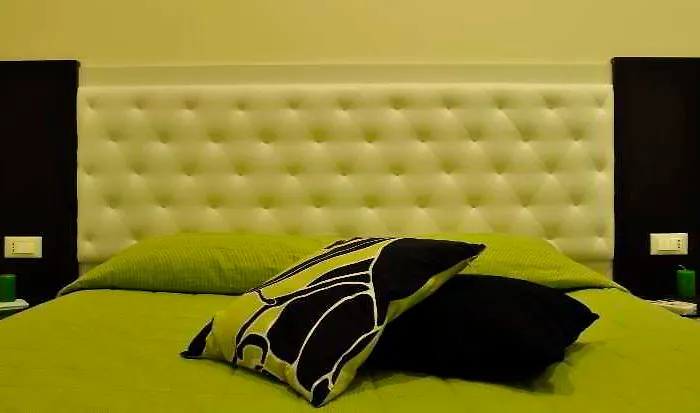 Flats Apartmanhotel 4*